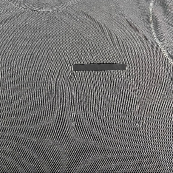 Lululemon R.A.D. Short Sleeve T-Shirt Heathered Black 21071 - Picture 6 of 10